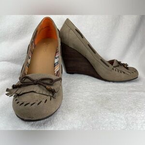 Bakers brown suede wedge with bow